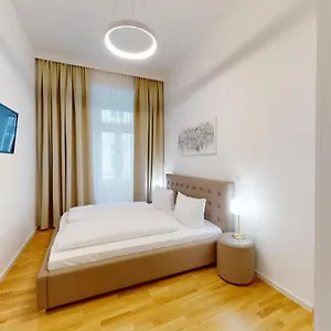Alon Homes - Premium Center Apartment Vienna