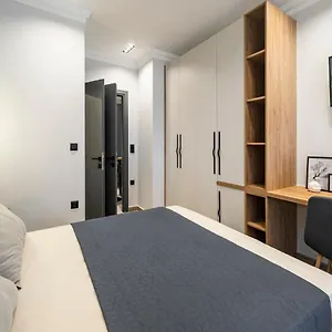 Apartment Ares Penthouse
