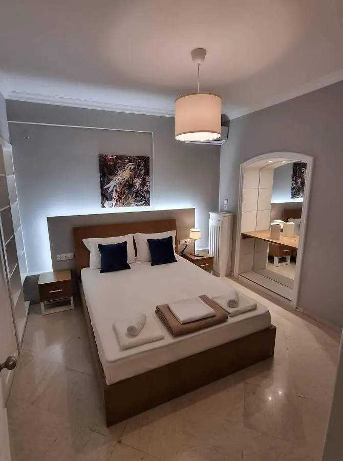 Center Point Thessaloniki Apartment