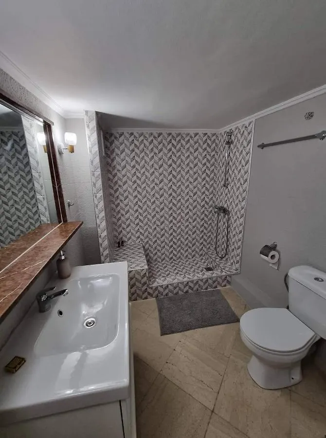 Center Point Thessaloniki Apartment